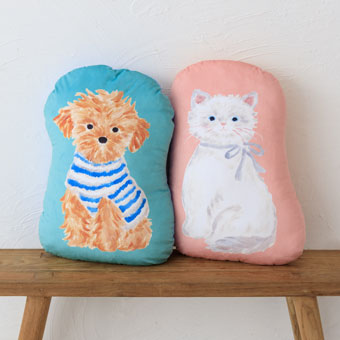 イラストレーター 利光春華の新作