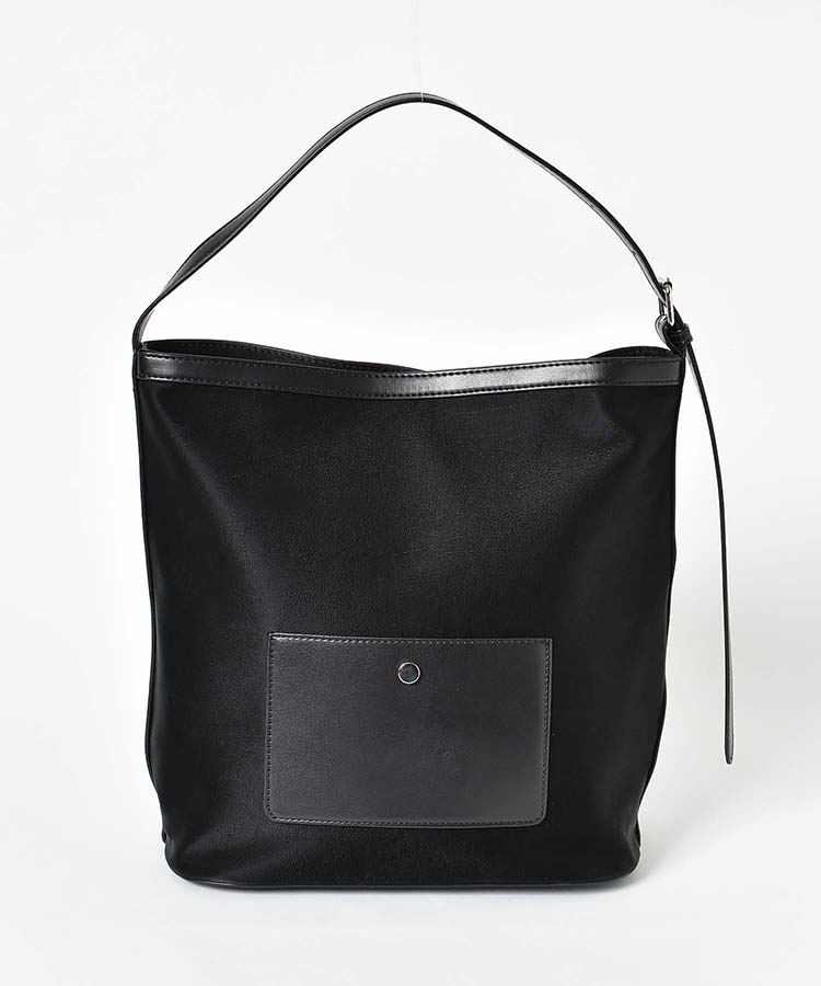 ヌバックタッチポケットワンショルダー