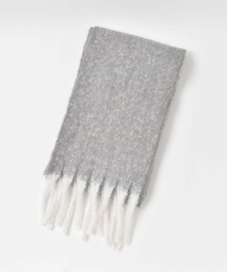 ミックスブークレマフラー