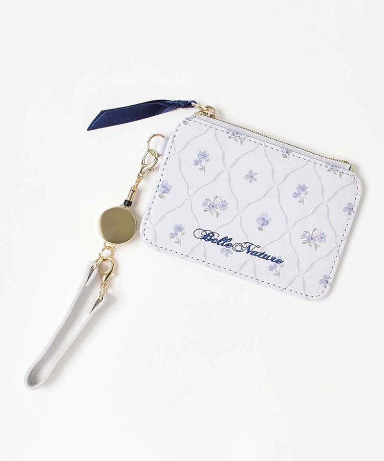 ベルナチュールパスケース