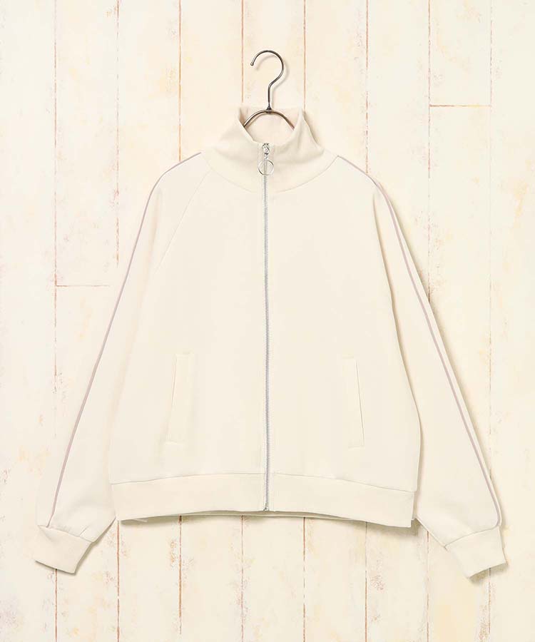 トラックジャケット