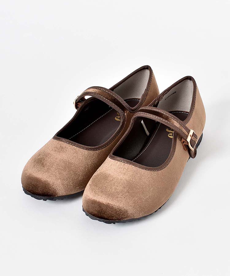 スポーツ底メリージェーン