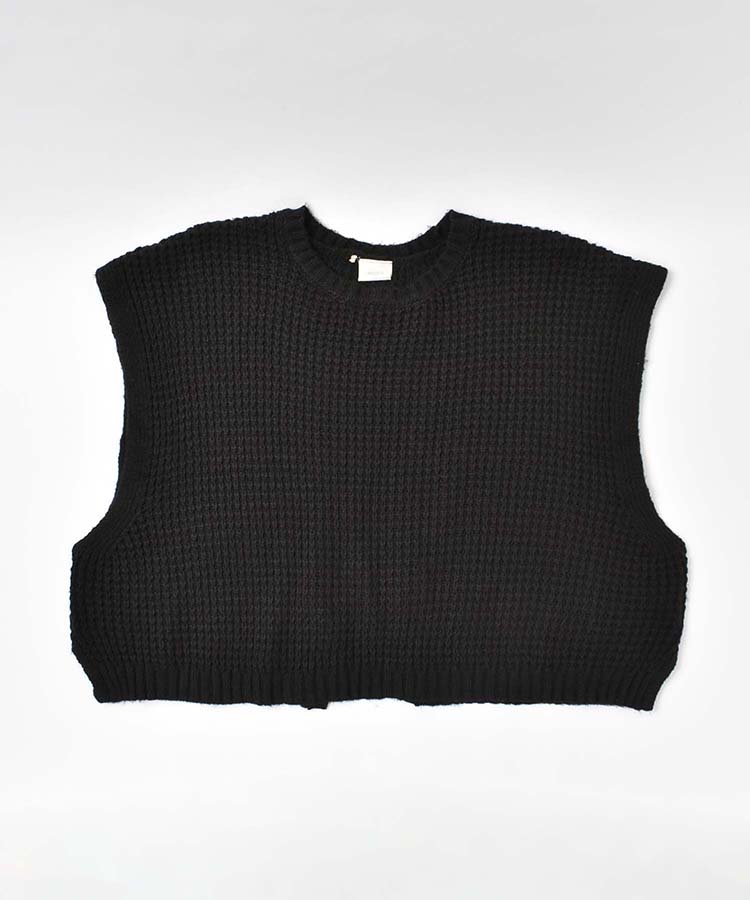 バックスリットベスト