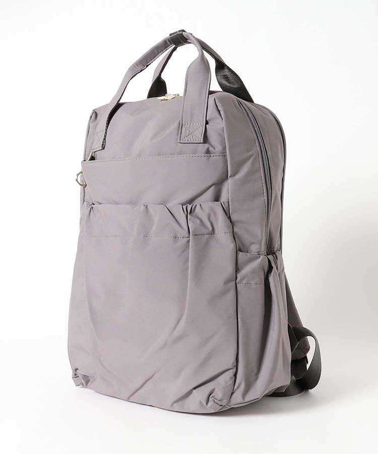 ふんわり軽量リュック