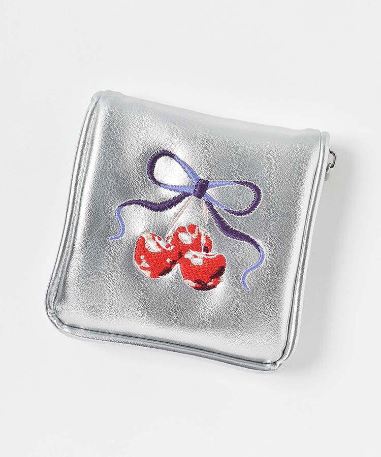 アミュレトワールアクセサリーポーチ