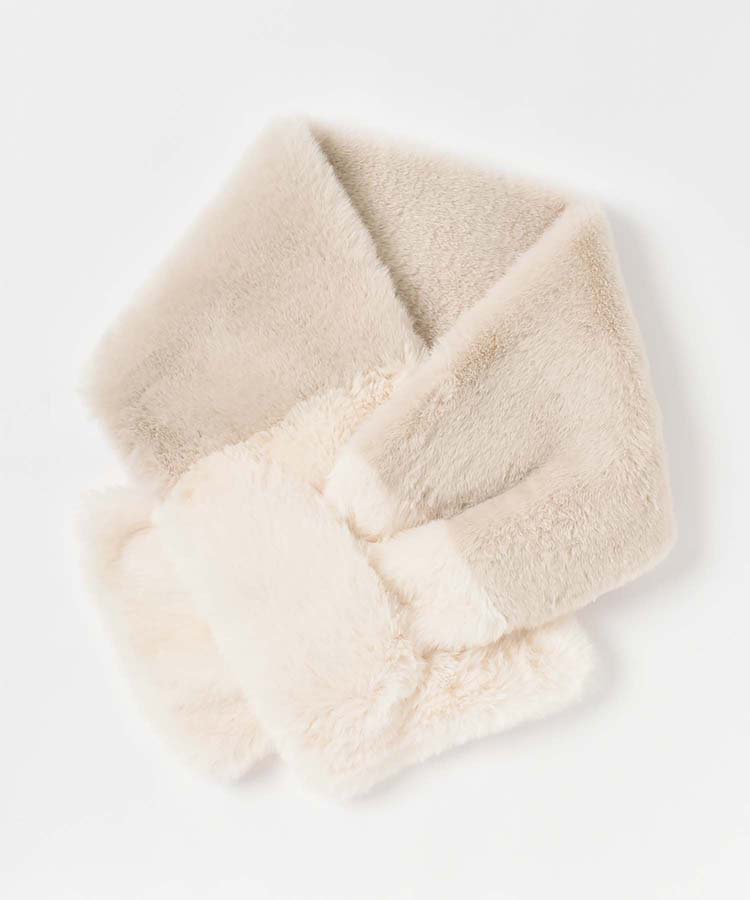 ファーバイカラーマフラー