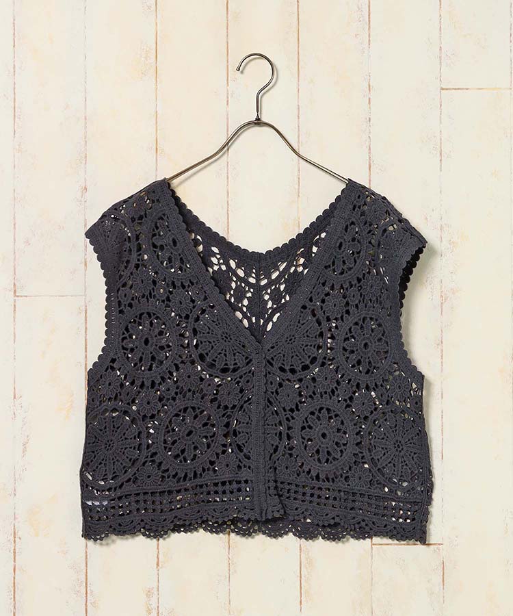 レースベストプルオーバー