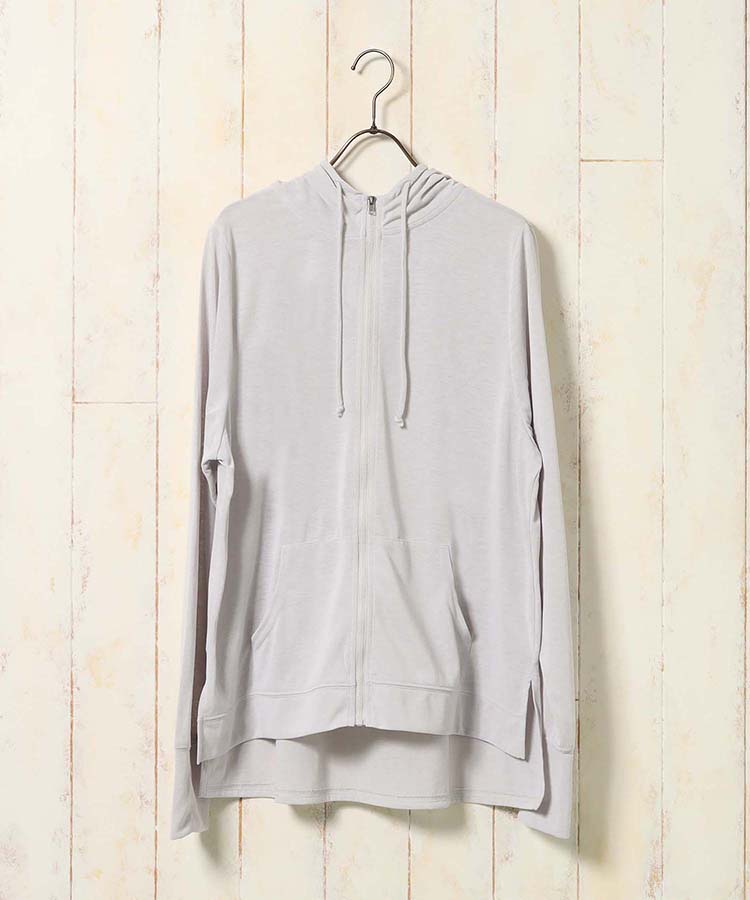 ジップパーカー