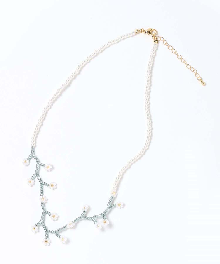 メニーフラワービーズネックレス