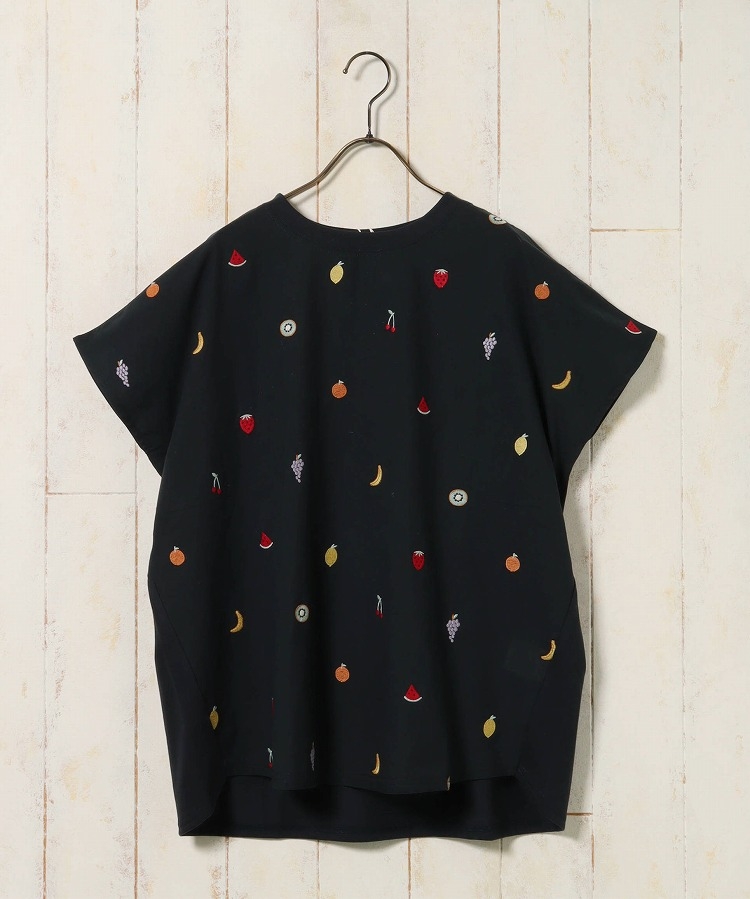 フルーツ総刺繍Tシャツ