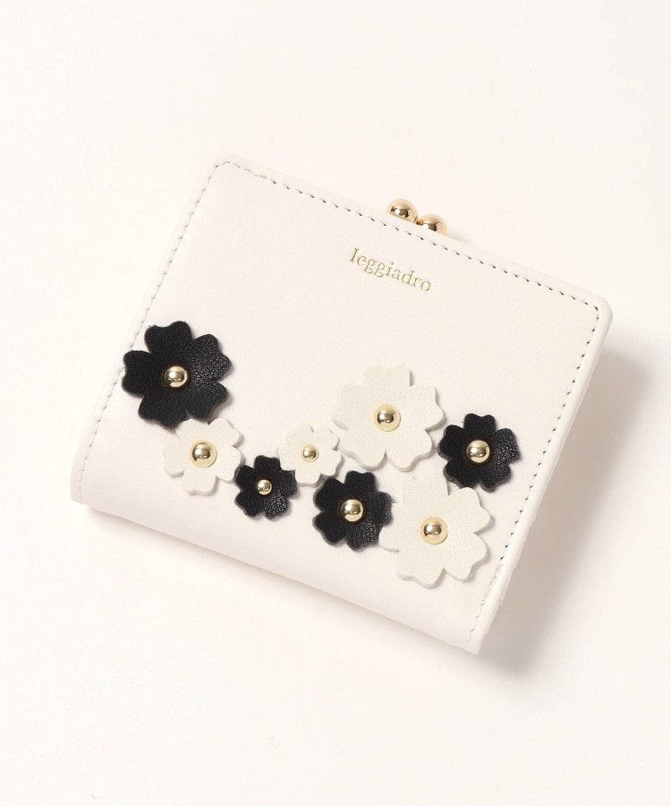 お花畑二つ折りがま口財布