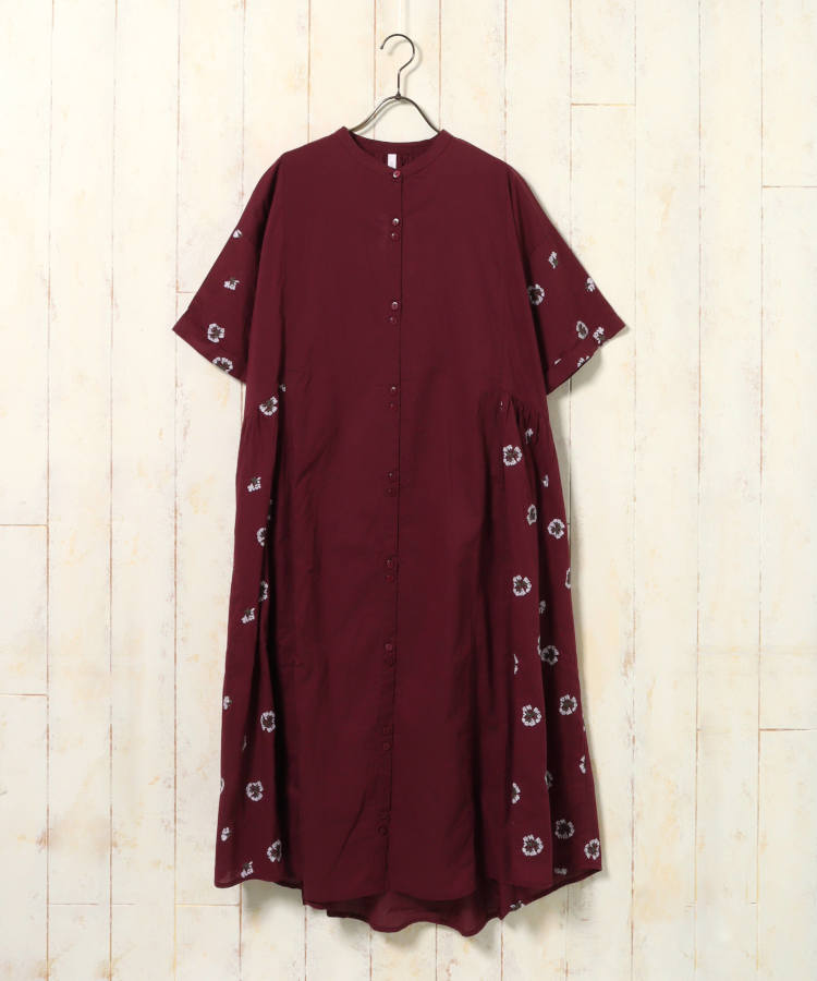切り替え刺繍ワンピース