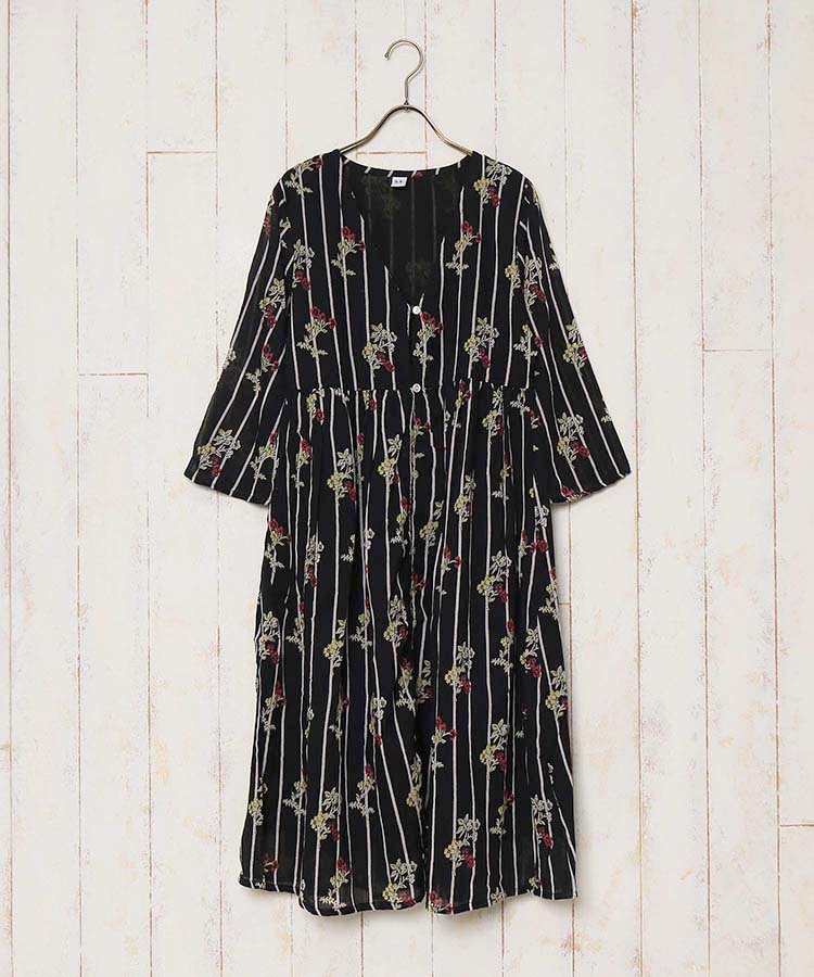 ≪SALE≫ストライプ小花柄ワンピース
