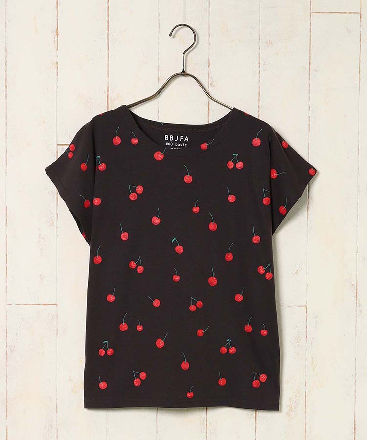 チェリー総柄Tシャツ