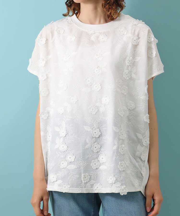 フラワー３D刺繍Tシャツ