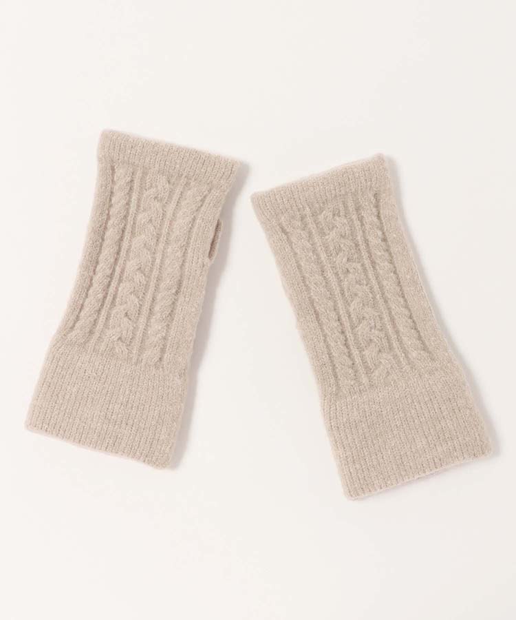 ケーブル柄編みフィンガーレスグローブ
