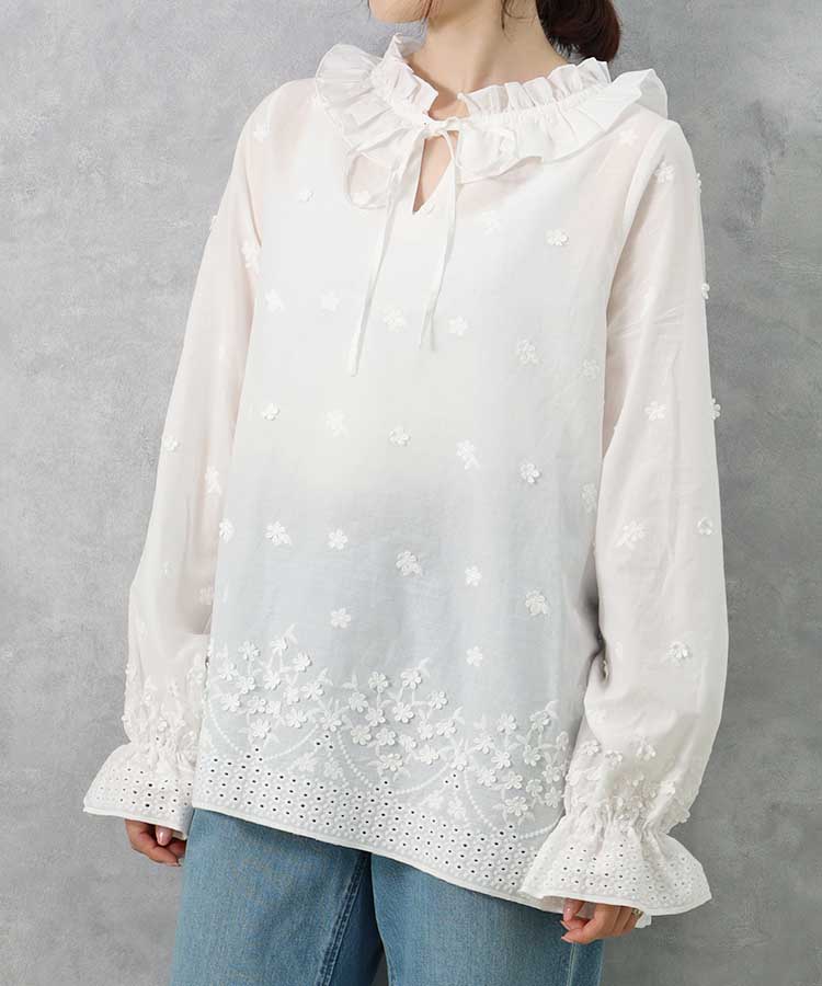 le petaleフリルカラーフラワーブラウス