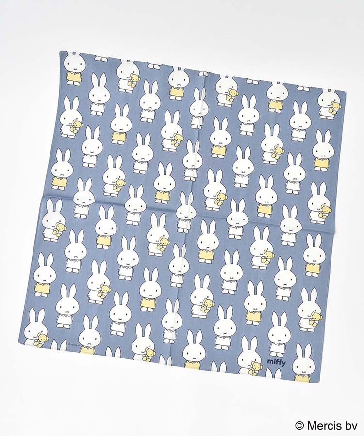 ミッフィーいろいろ総柄プリントハンカチ