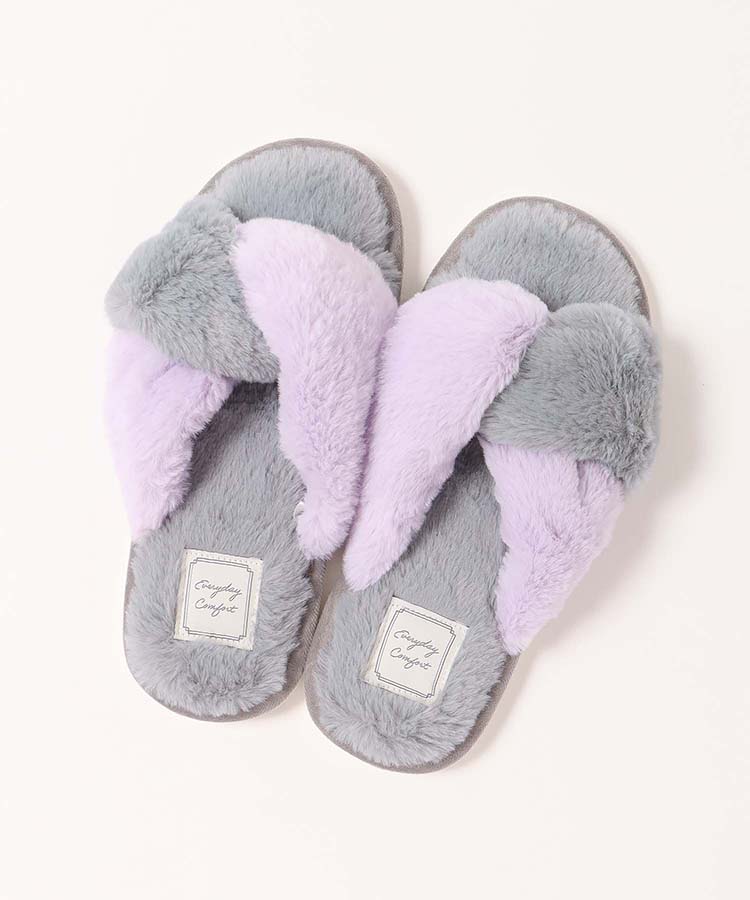 ファークロススリッパ