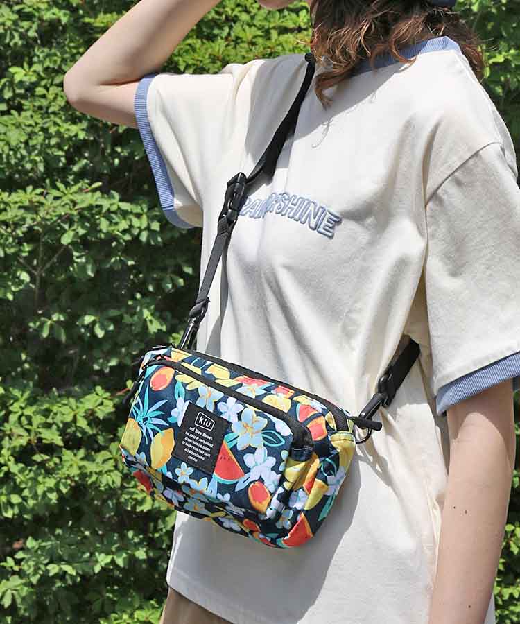 【WEB予約 6/11～順次発送】【KiU and BleuBleuet】KiUフロントポケットミニショルダー