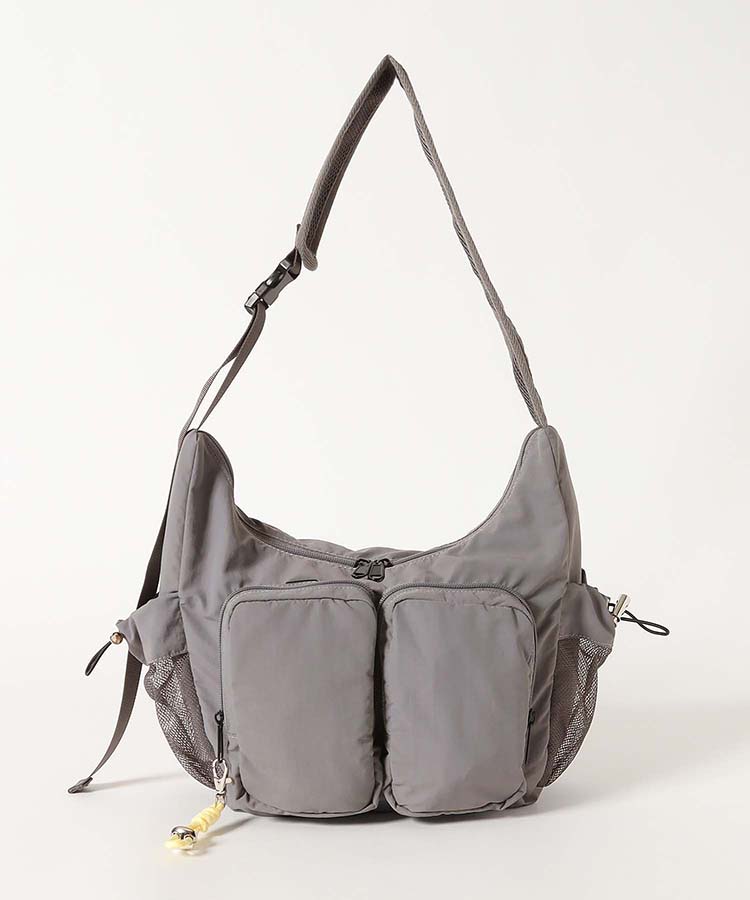 パッカブルショルダーバッグ