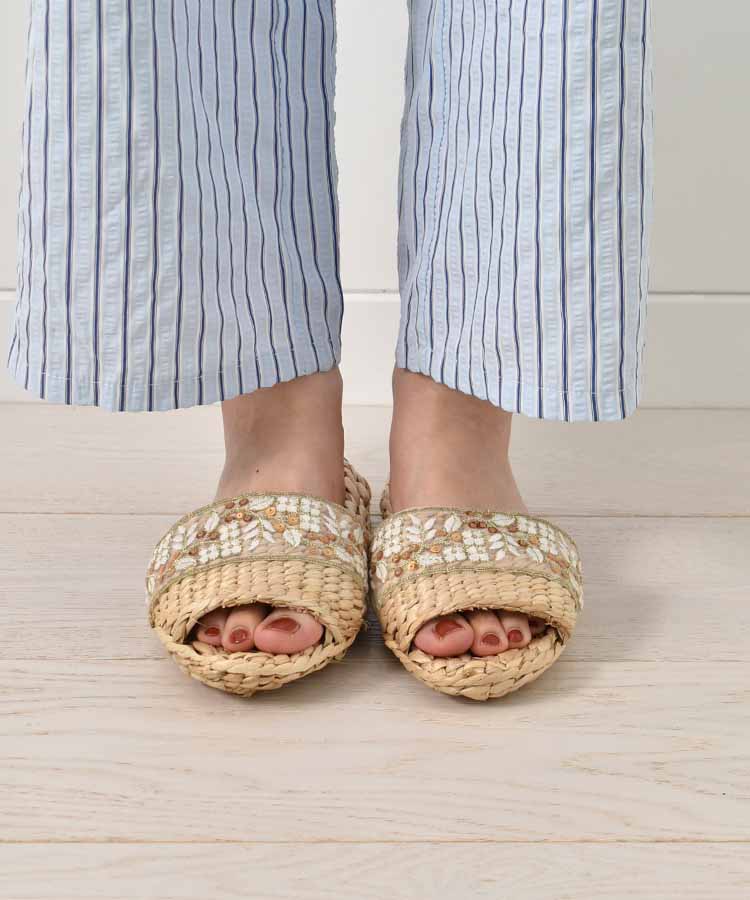 ≪SALE≫フラワー刺繍リボンガマスリッパ