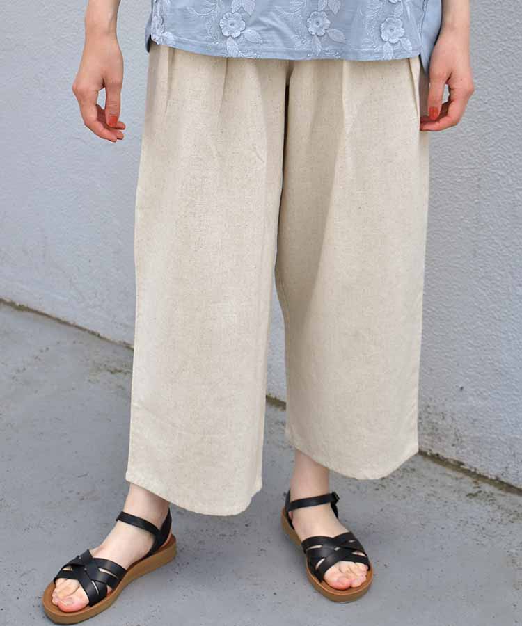 シンプルタックパンツ