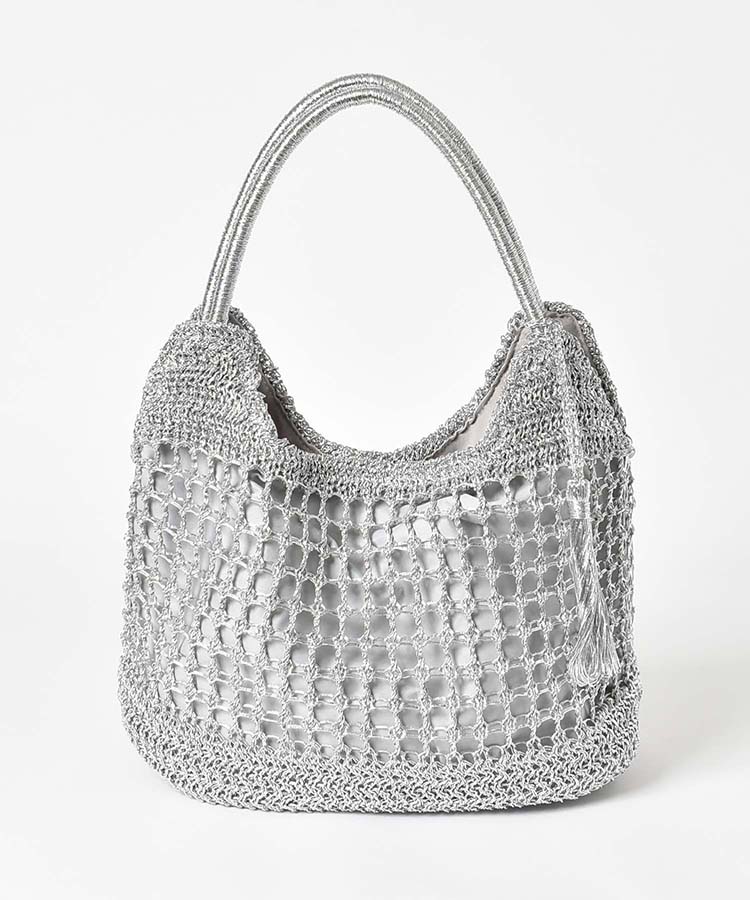 メタリックヤーンタッセル付きトート