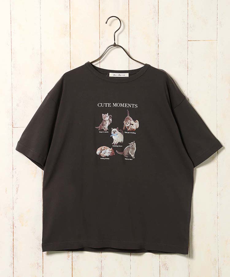 CATS CUTE MOMENTS Ｔシャツ