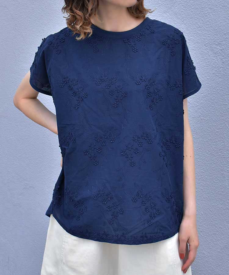 フラワー3D刺繍TシャツNO1