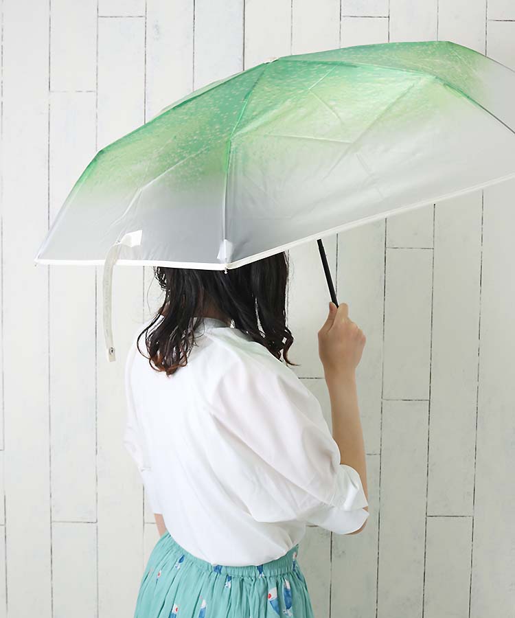 旅する喫茶クリームソーダ雨折傘