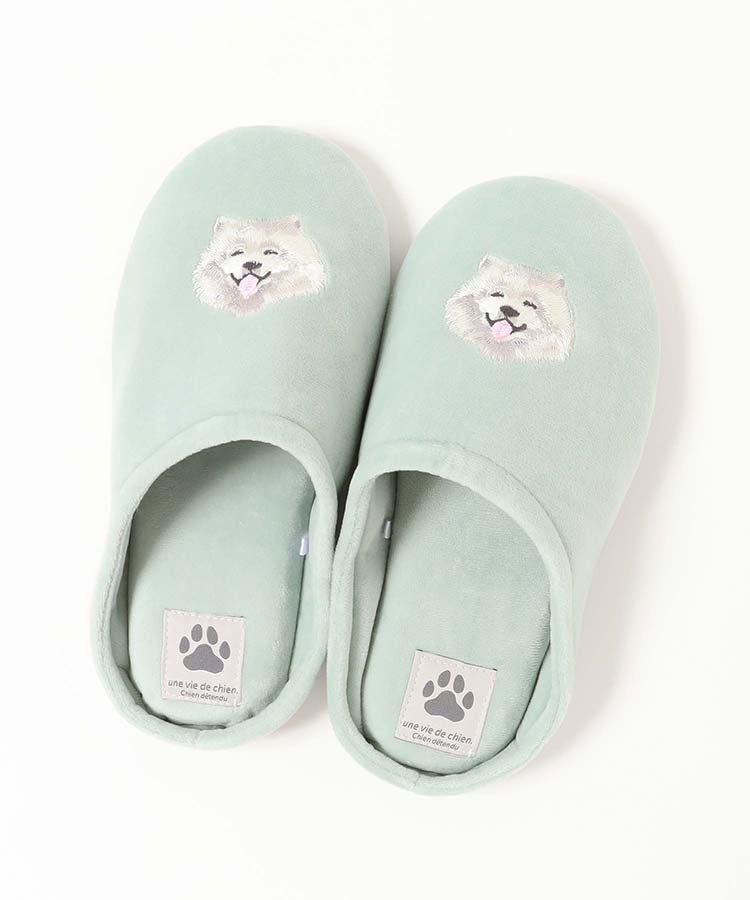 イヌ刺繍ルームシューズ