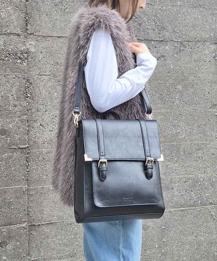 ベルト縦型サッチェルバッグ