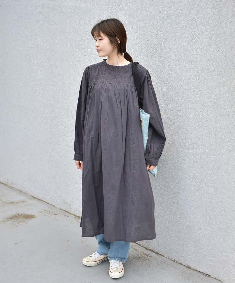 ロングスリーブシャーリングワンピース