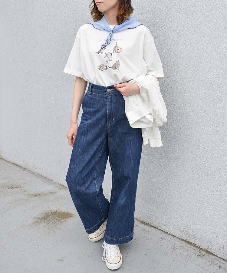 CATS CUTE MOMENTS Ｔシャツ