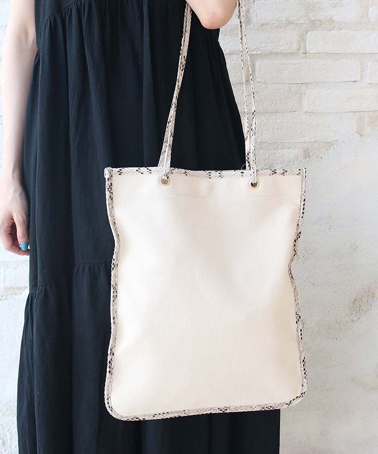 ≪SALE≫パイソンパイピングトート