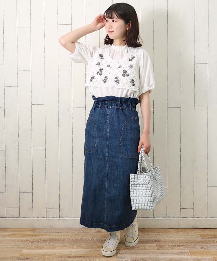 ≪SALE≫フラワービスチェ付ブラウス