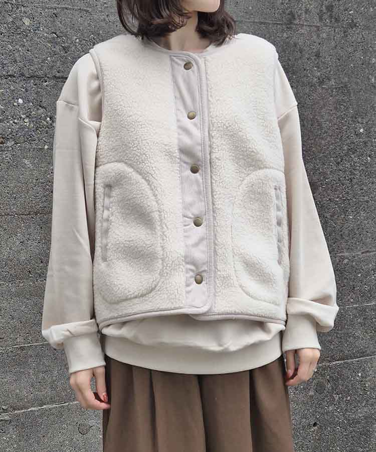 ボア無地ベスト