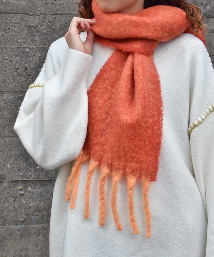 ミックスブークレマフラー