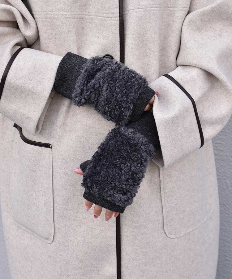 フィンガーレスボアグローブ