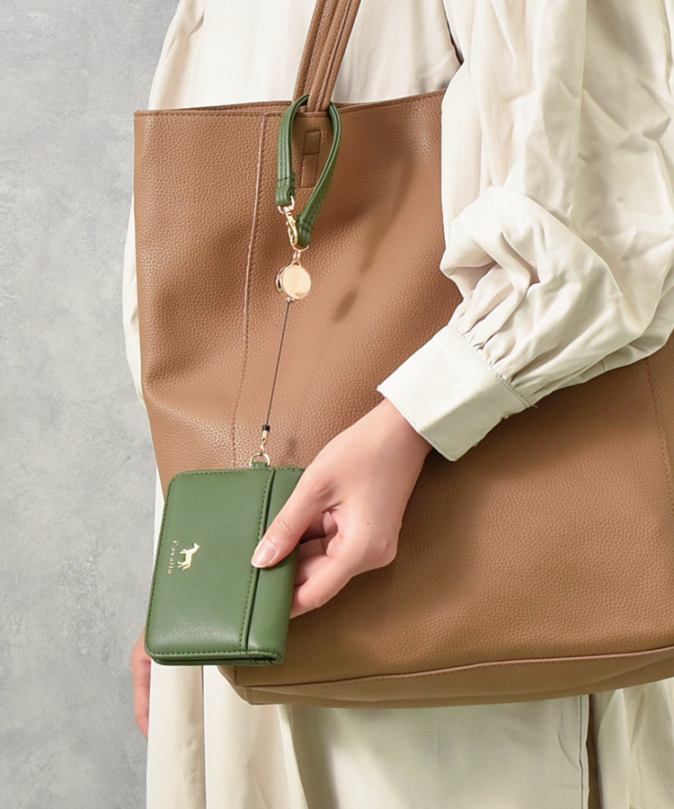 cavalloリール付2つ折りパスケース