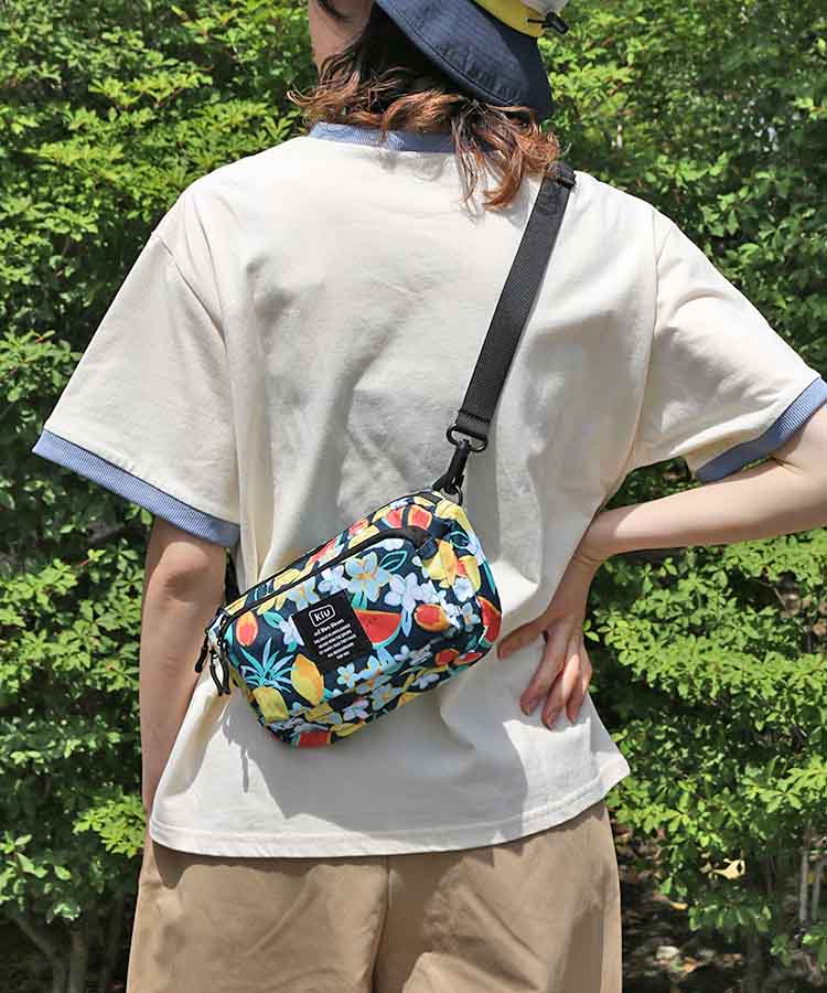 【WEB予約 6/11～順次発送】【KiU and BleuBleuet】KiUフロントポケットミニショルダー