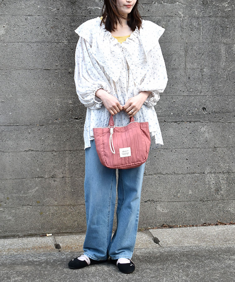 ループチャーム付き軽量トート