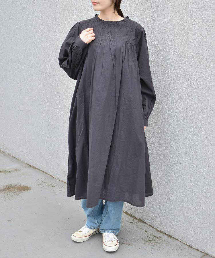 ロングスリーブシャーリングワンピース