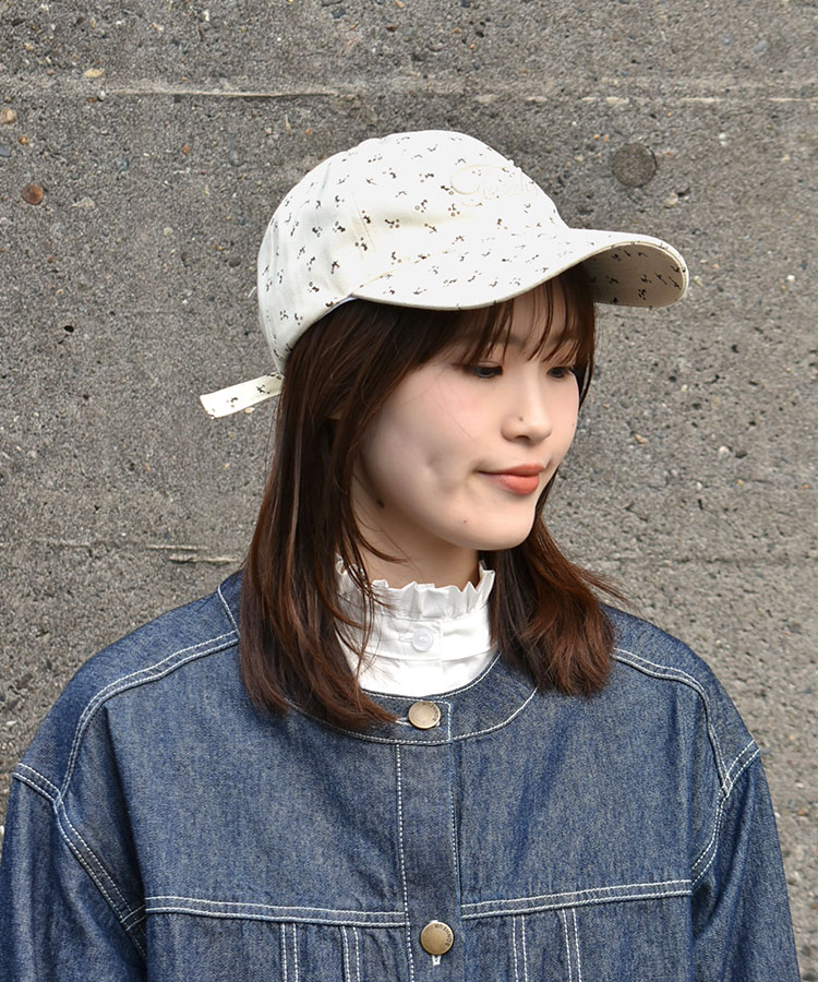 フラワー刺繍キャップ
