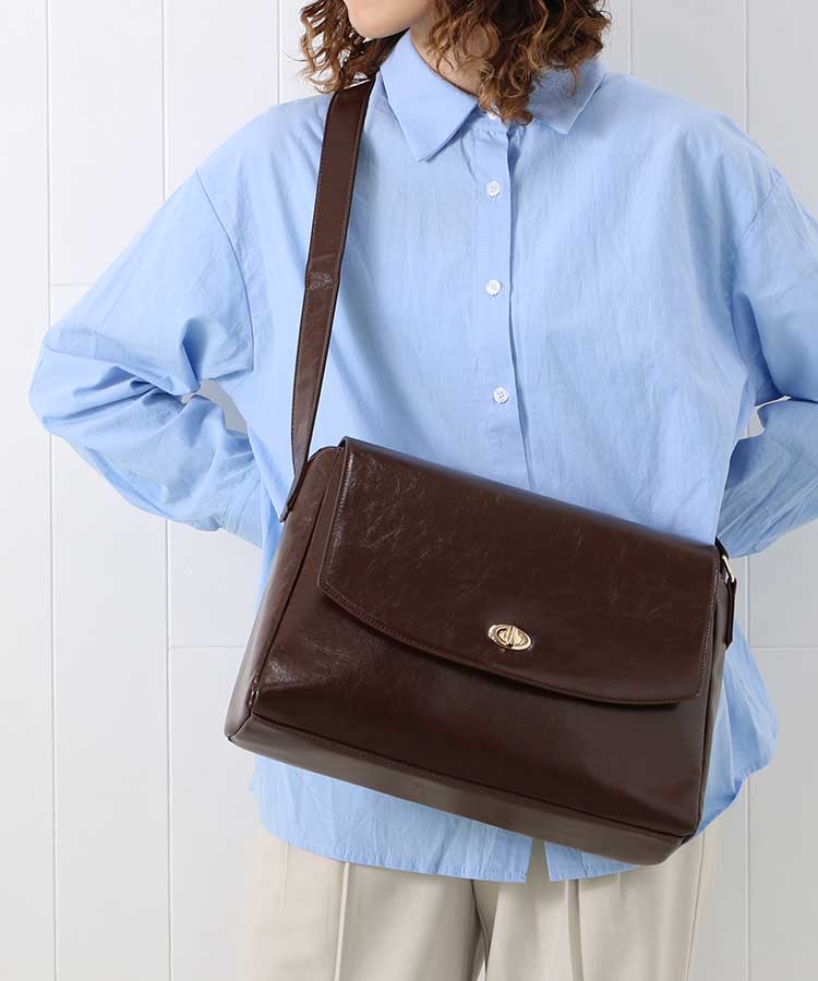 スクエアレトロショルダー