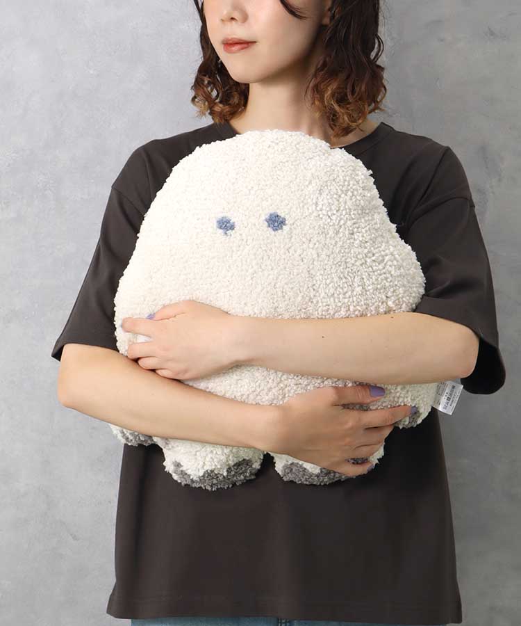 イエティダイカットクッション