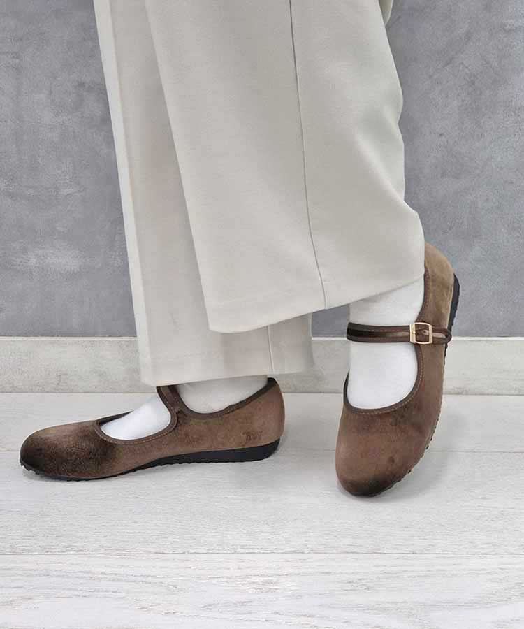 スポーツ底メリージェーン