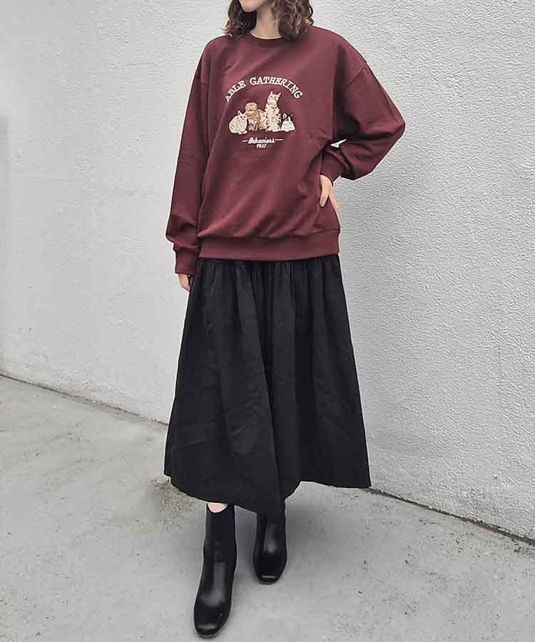 アニマル刺繍スウェット