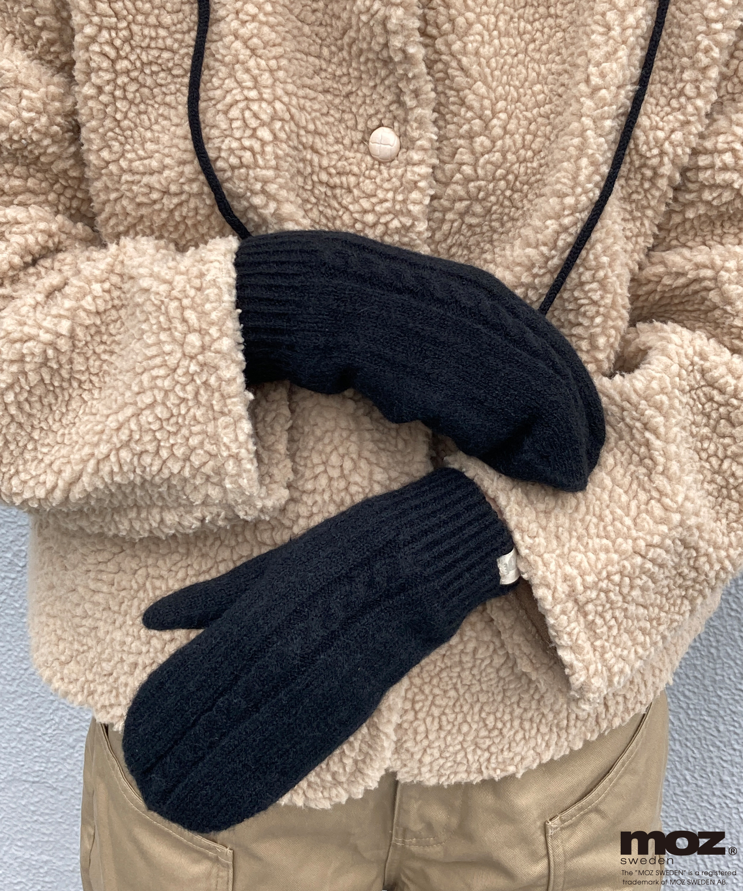 MOZストラップ付ミトン